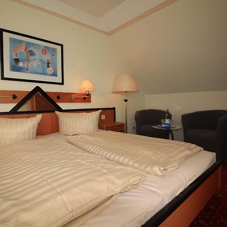 Hotel Reke เพลาอัมซี ภายนอก รูปภาพ