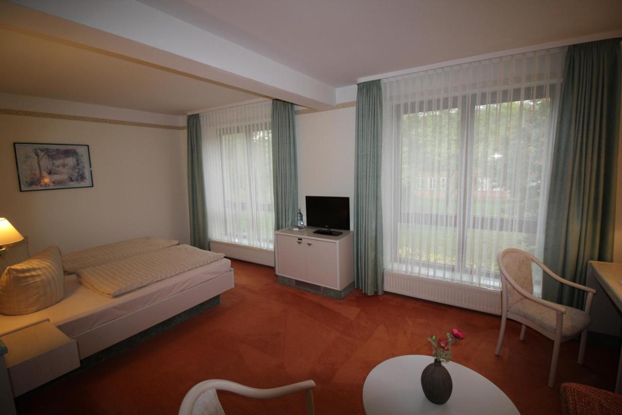 Hotel Reke เพลาอัมซี ภายนอก รูปภาพ