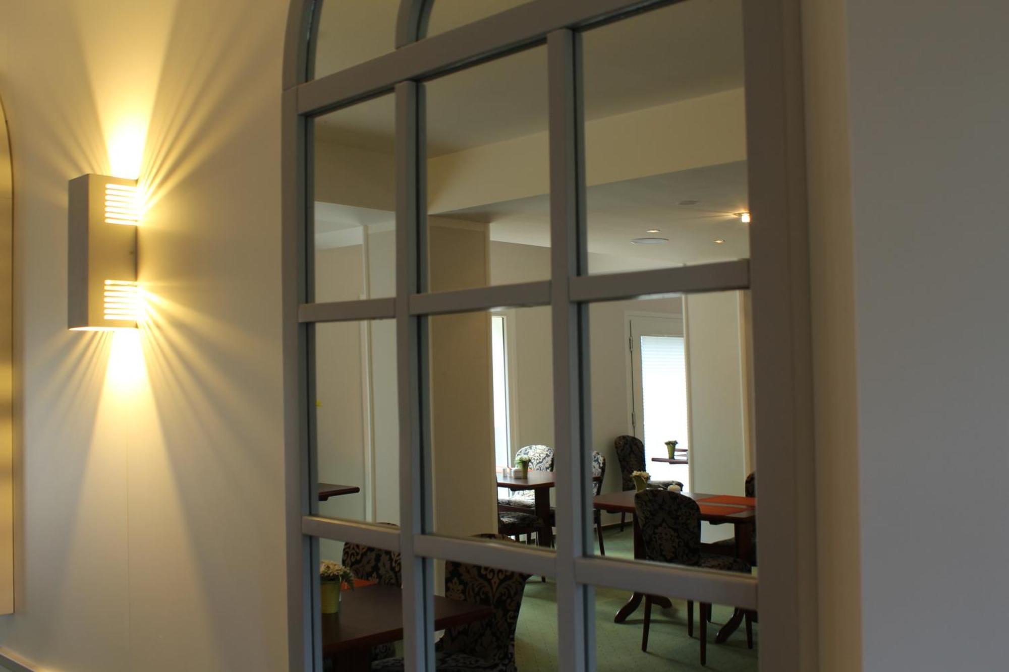 Hotel Reke เพลาอัมซี ภายนอก รูปภาพ